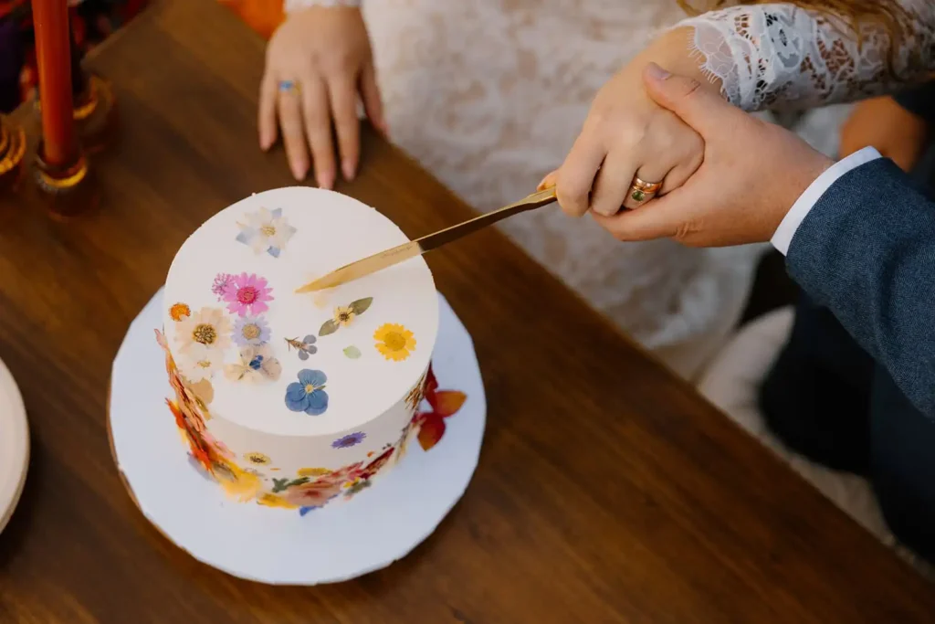 Mountain Wedding Cake Inspiration with pressed flowers