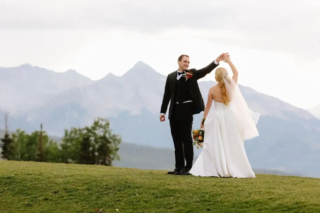 Leah Lach is one of Telluride's best elopement photographers. Whether it is a luxury mountain wedding or adventure elopement, she can provide local location recommendations and documentary style photography for a timeless, unforgettable wedding experience